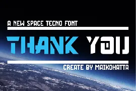 Sphire Lunova - New Spcae Techno Font