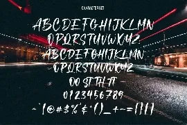 Human Crush Handwritten Brush Font