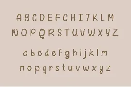 Aadila Handmade Font