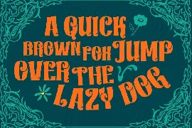 Lindraki | Groovy Retro Font