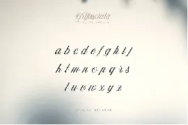 Trifasciata font